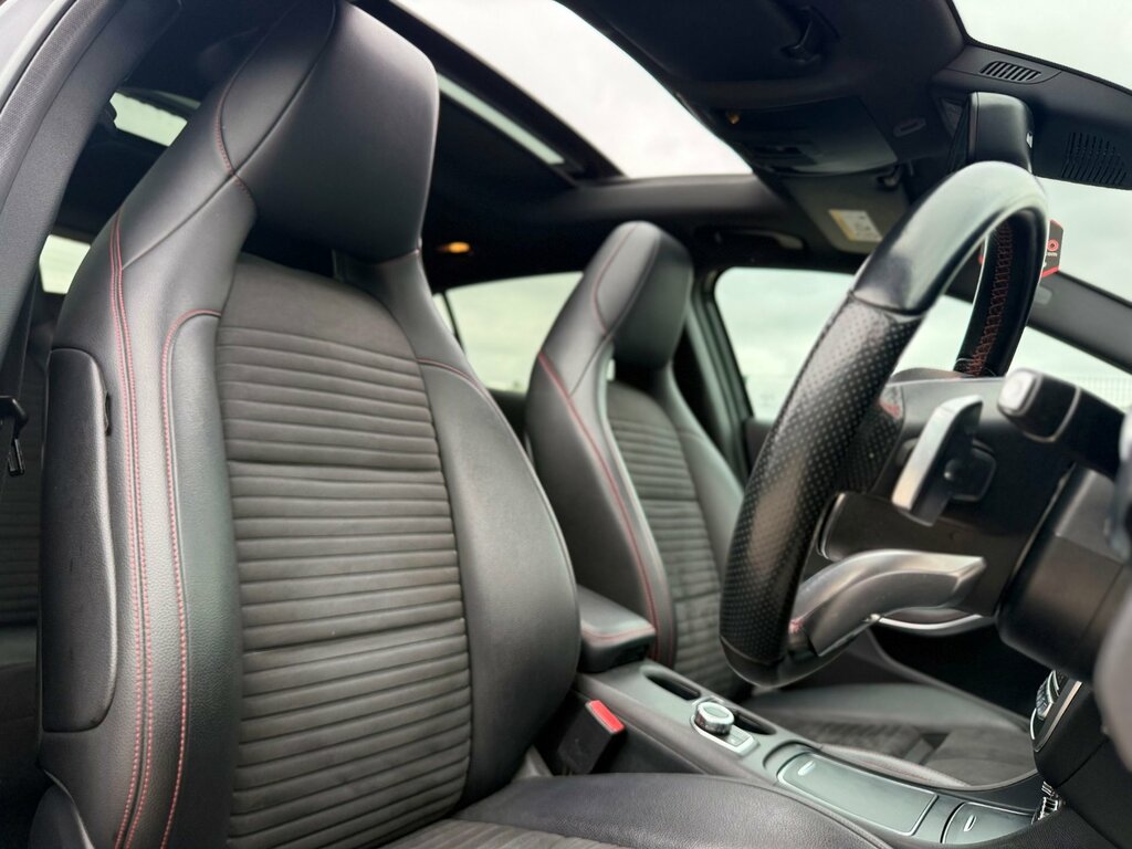 Mercedes-Benz GLA Class Gla 200 Sport Executive D Grey #24