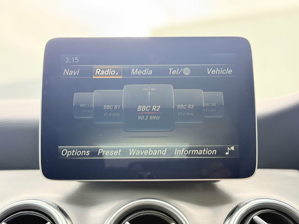 Mercedes-Benz GLA Class Gla 200 Sport Executive D Grey #39