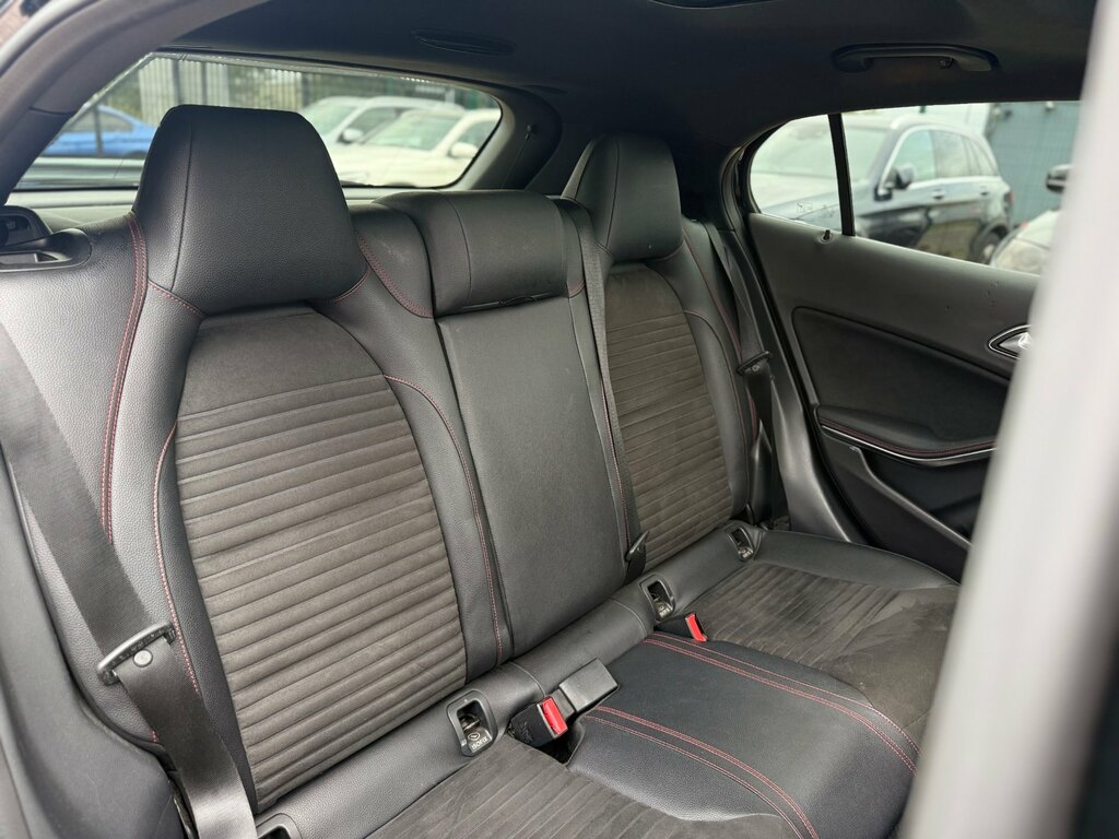 Mercedes-Benz GLA Class Gla 200 Sport Executive D Grey #30