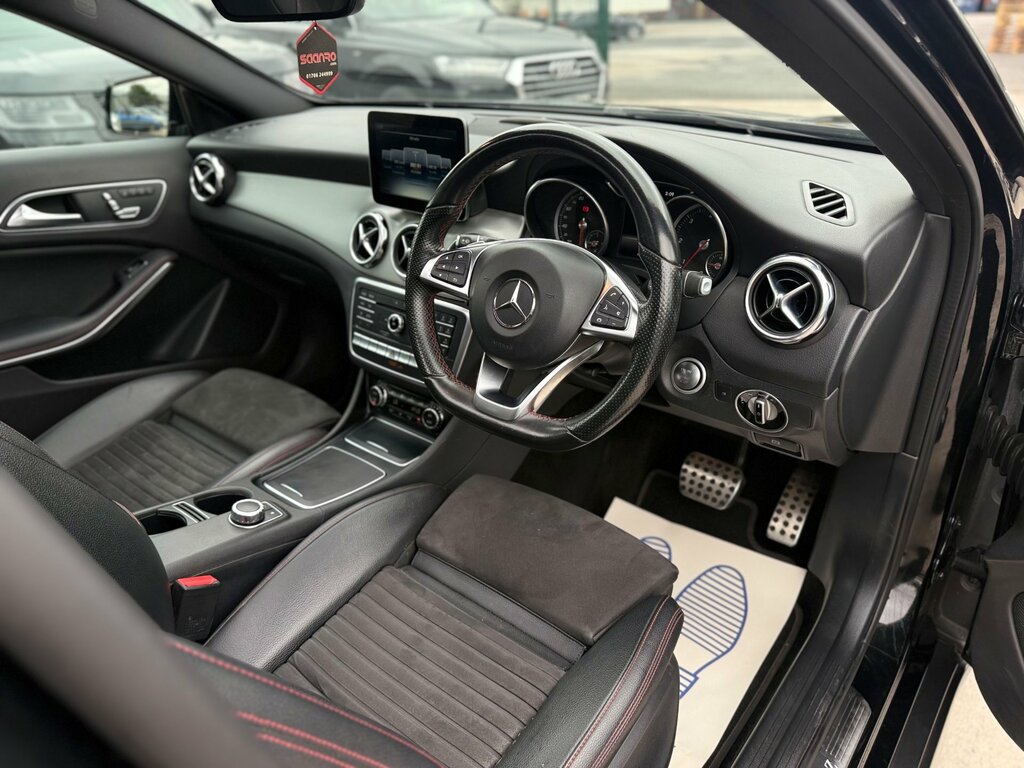 Mercedes-Benz GLA Class Gla 200 Sport Executive D Grey #22