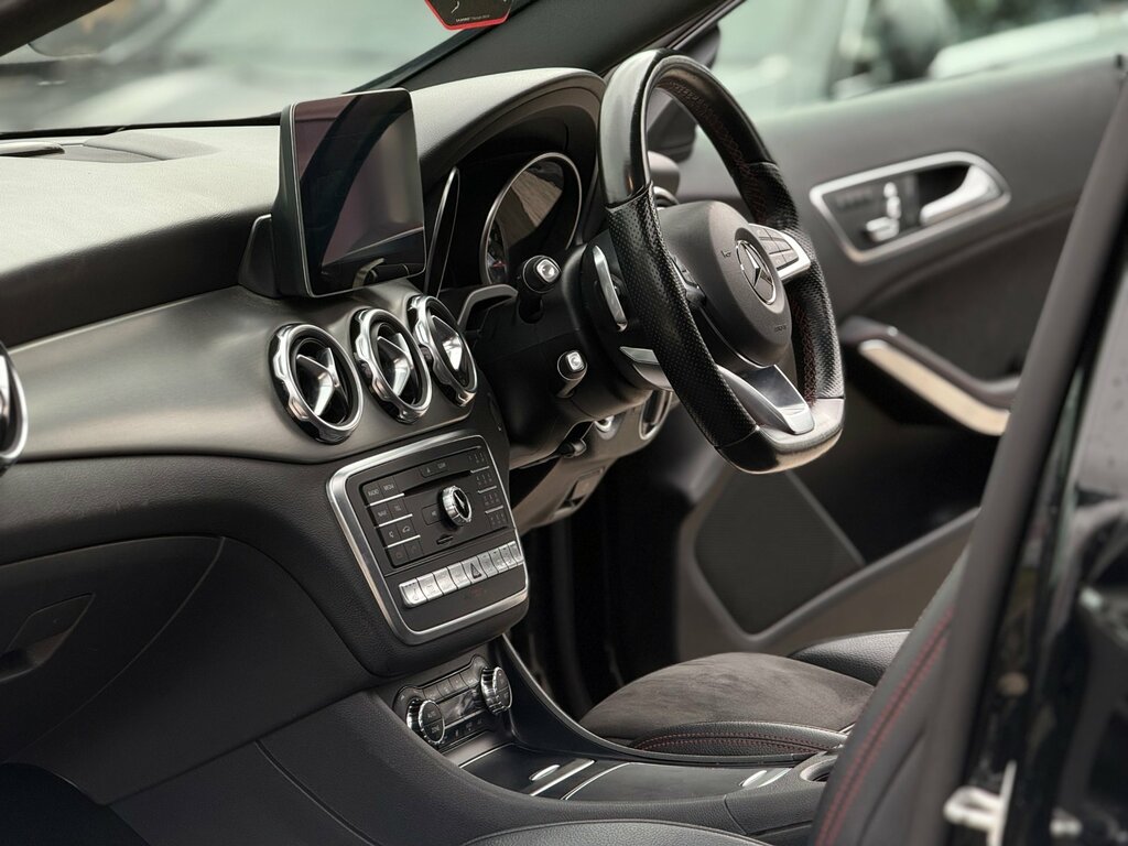 Mercedes-Benz GLA Class Gla 200 Sport Executive D Grey #20