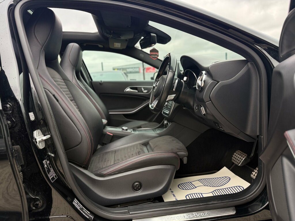 Mercedes-Benz GLA Class Gla 200 Sport Executive D Grey #23