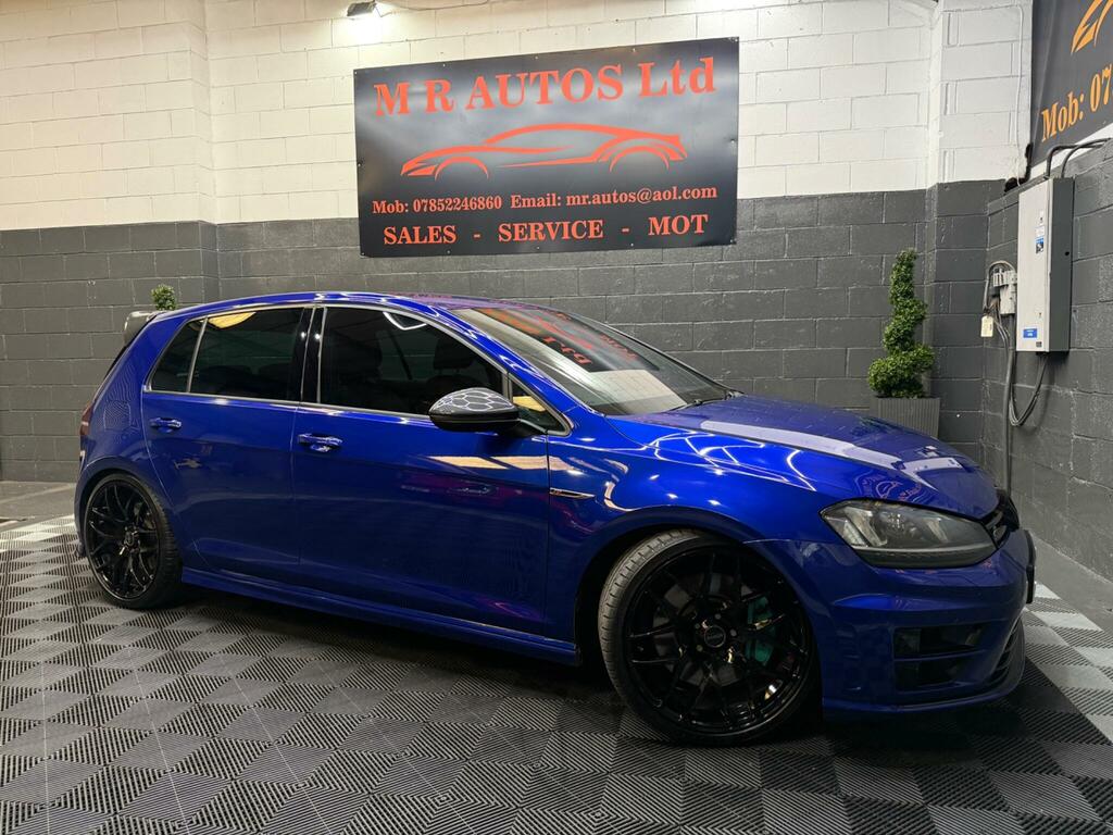 Volkswagen Golf R Blue