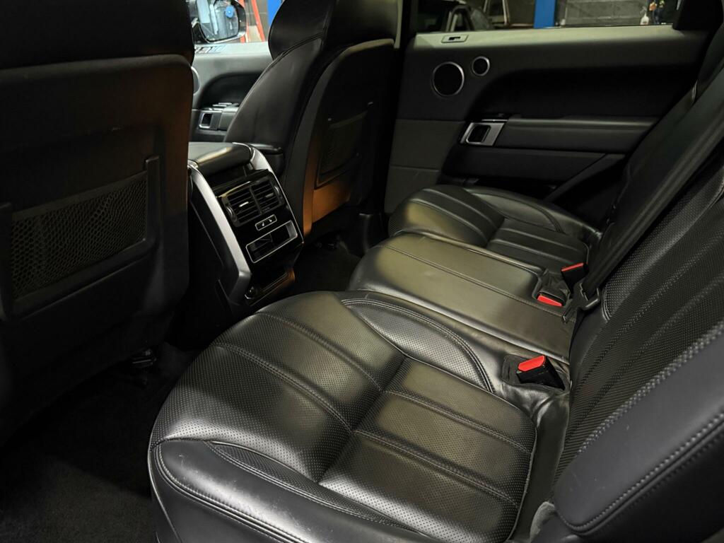 Land Rover Range Rover Sport Sdv6 Dynamic Black #21