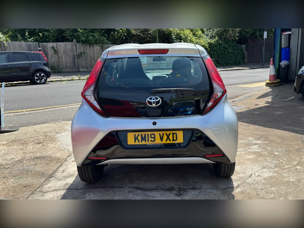 Toyota Aygo 1.0 Vvt-i X-trend Hatchback Euro KM19VXD Silver #5