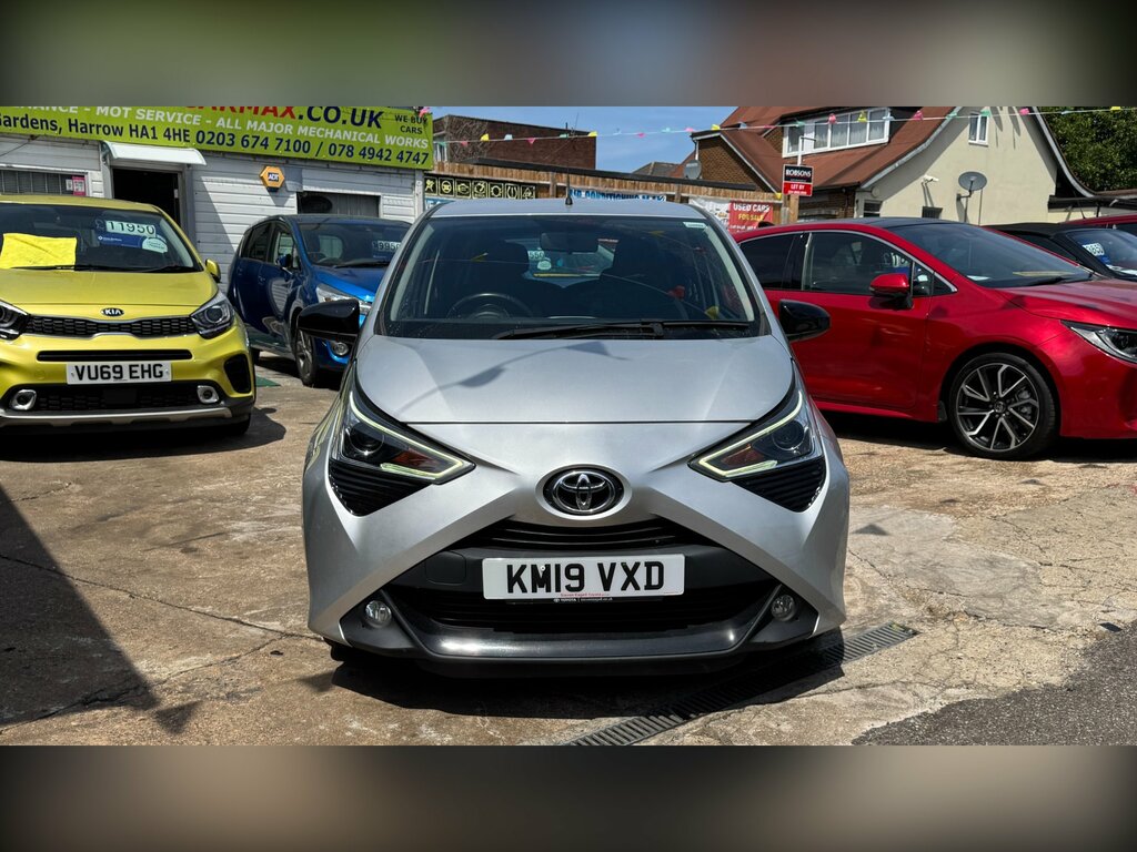 Toyota Aygo 1.0 Vvt-i X-trend Hatchback Euro KM19VXD Silver #2