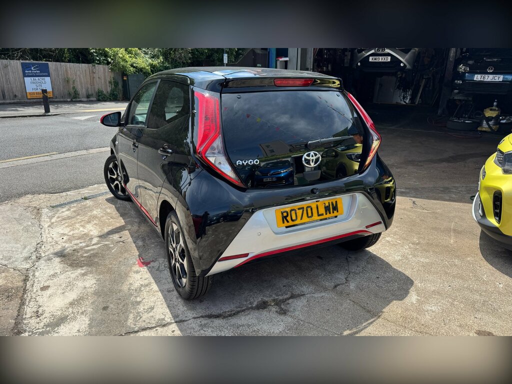 Toyota Aygo 1.0 Vvt-i X-trend Hatchback X-shift Eur RO70LWM Black #6