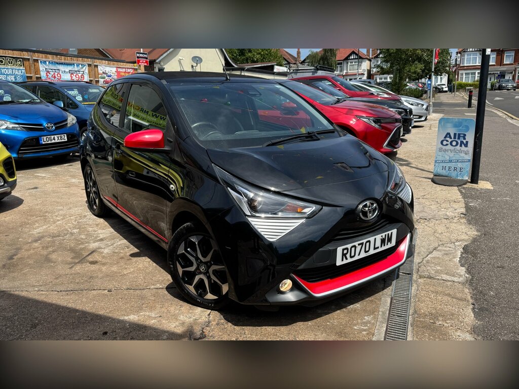 Toyota Aygo 1.0 Vvt-i X-trend Hatchback X-shift Eur RO70LWM Black #2