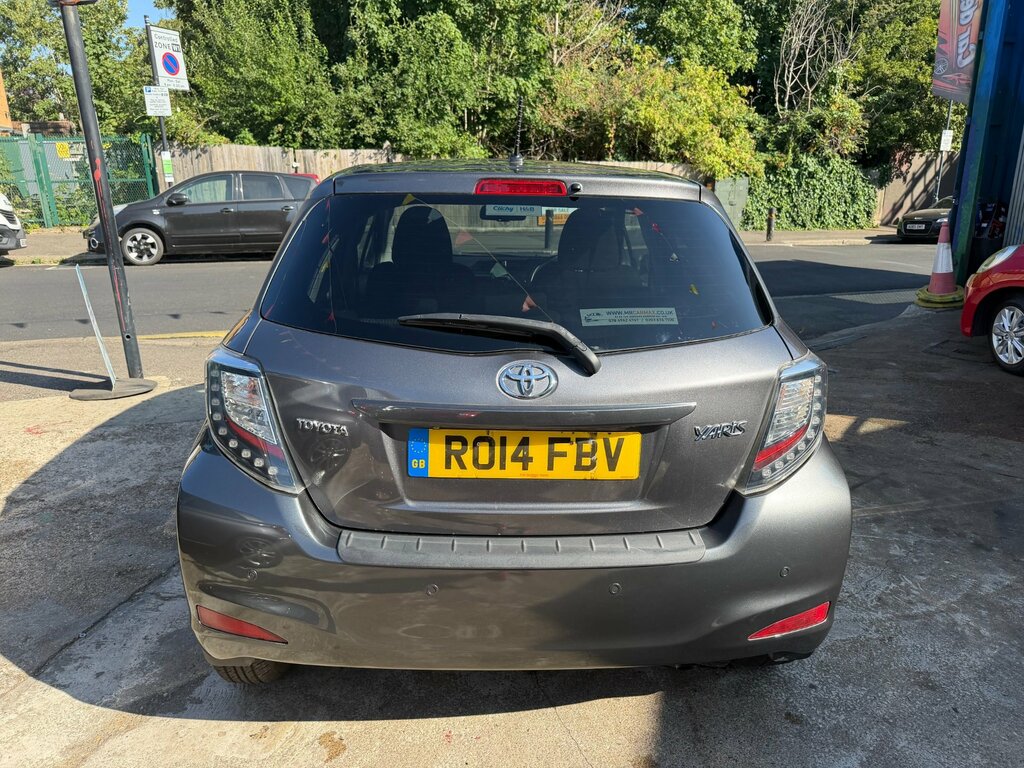 Toyota Yaris 1.33 Dual Vvt-i Icon Plus Hatchback Mul Grey #6