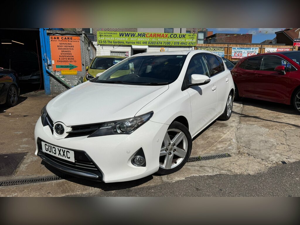 Toyota Auris 1.6 V-matic Excel Hatchback Multidrive White