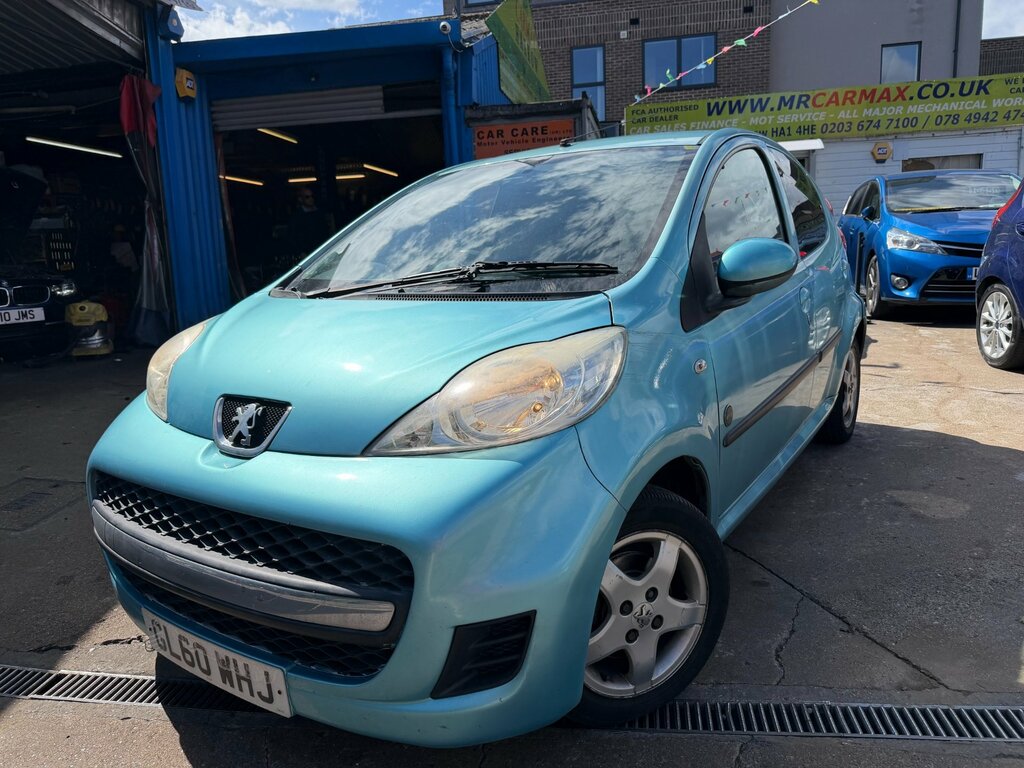 Peugeot 107 1.0 12V Envy Hatchback Euro 5 6 Blue