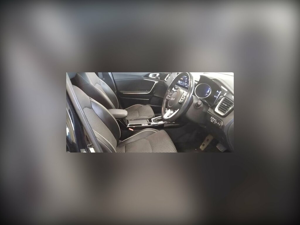 Kia Xceed 1.6 Gdi 8.9Kwh 3 Suv Plug-in Hybrid Dct Black #4