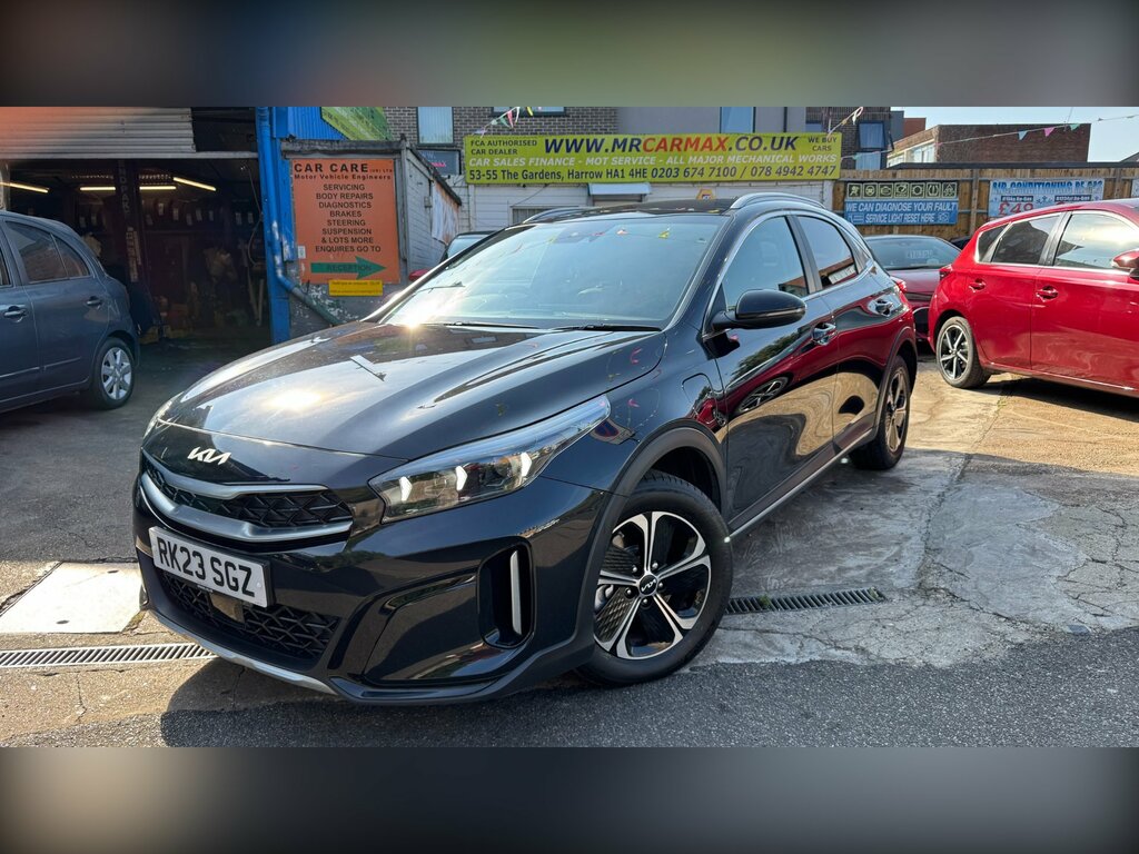 Kia Xceed 1.6 Gdi 8.9Kwh 3 Suv Plug-in Hybrid Dct Black