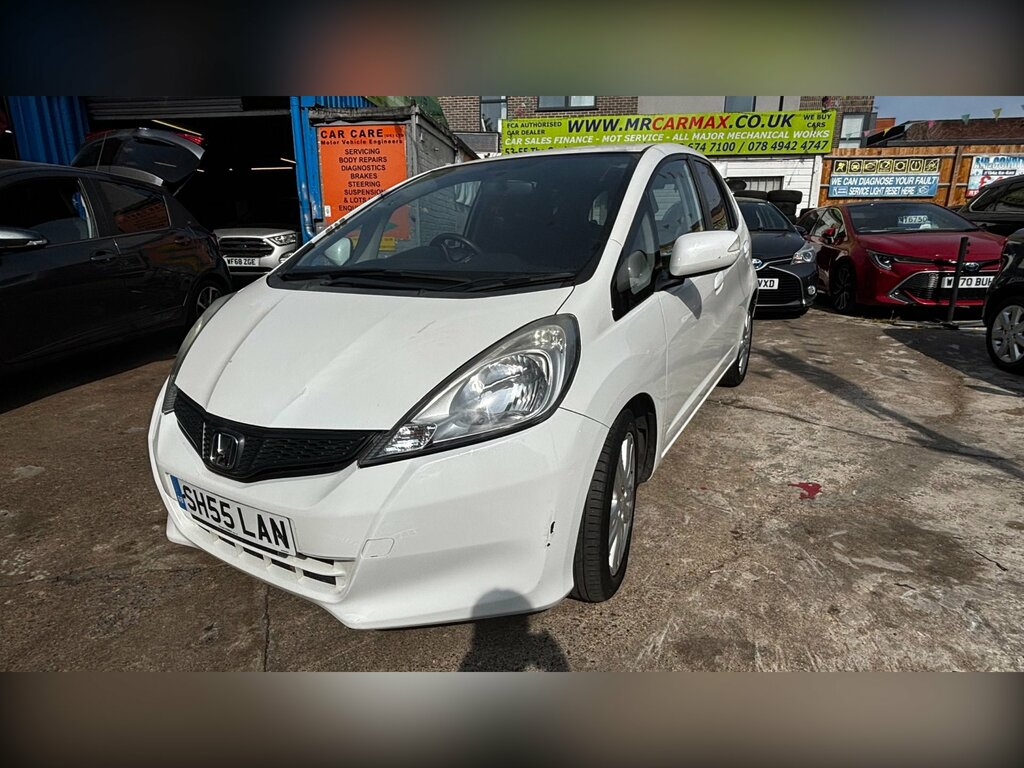 Honda Jazz 1.4 I-vtec Es Plus Hatchback Cvt Euro 5 White