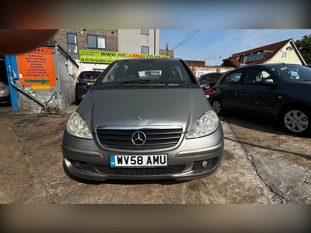 Mercedes-Benz A Class A150 Avantgarde Se Hatchback Silver #1