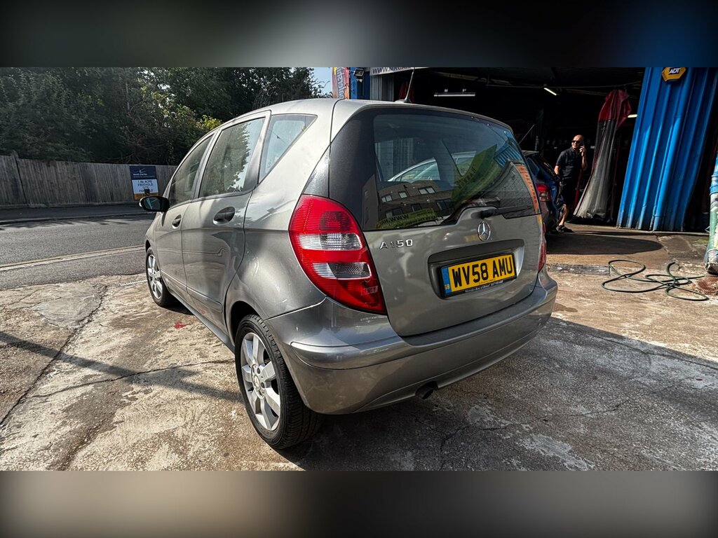 Mercedes-Benz A Class A150 Avantgarde Se Hatchback Silver #4