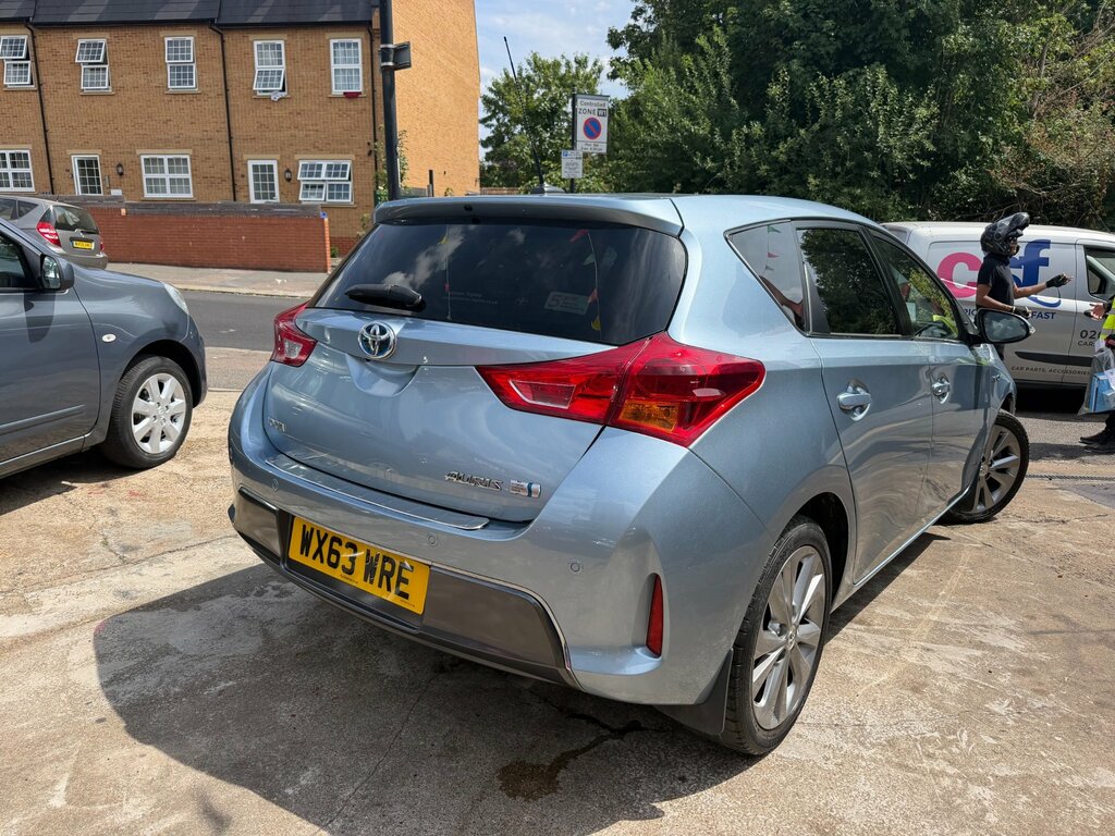 Toyota Auris 1.8 Vvt-h Excel Hatchback Hybrid Cvt Eu Blue #4