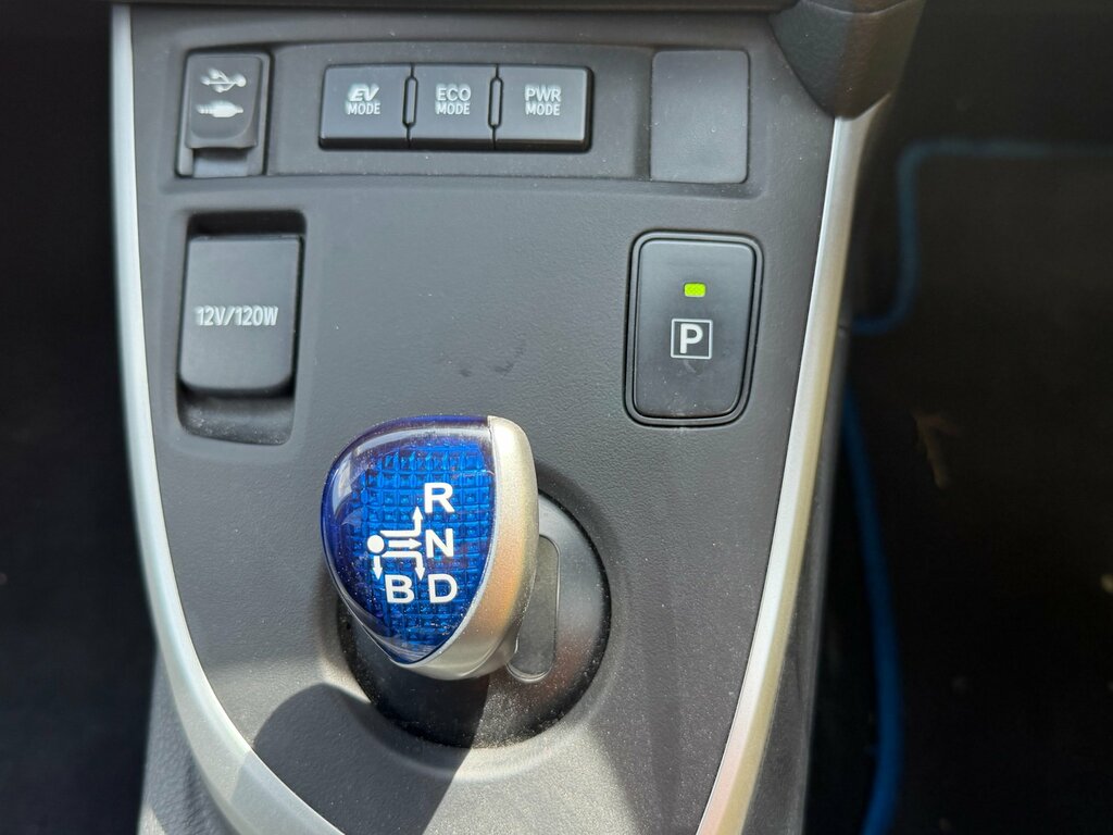 Toyota Auris 2013 13 Excel Silver #11