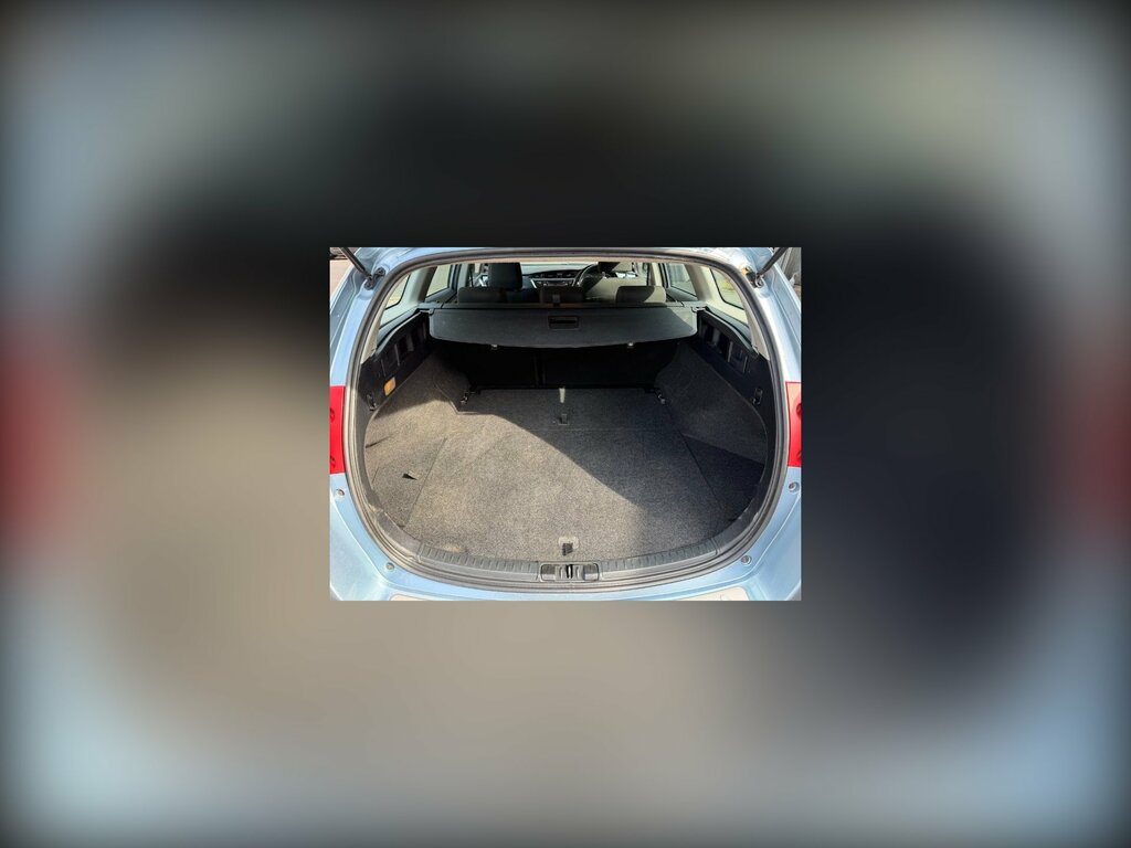 Toyota Auris 1.6L Excel Black #16