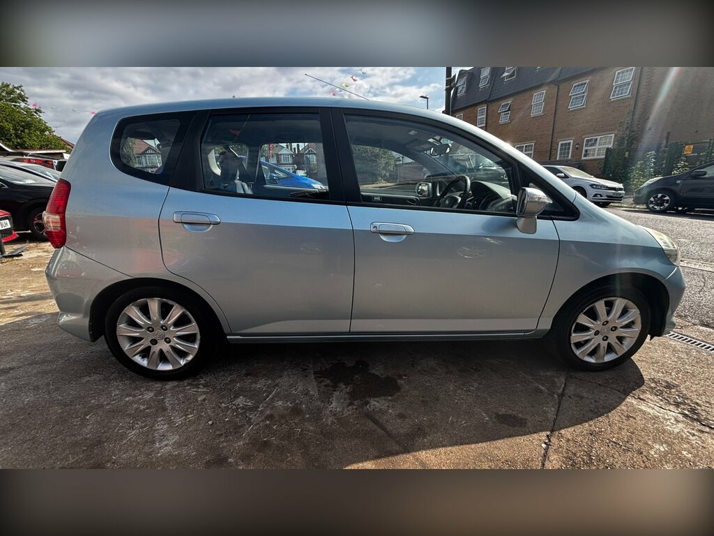 Honda Jazz 1.4 I-dsi Se Hatchback Cvt-7 139 Gkm, Blue #4