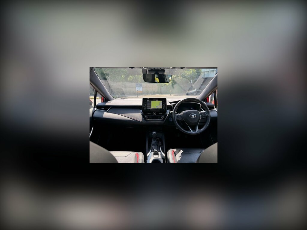 Toyota Corolla 2.0 Vvt-h Gpf Excel Hatchback Hybrid Cv Red