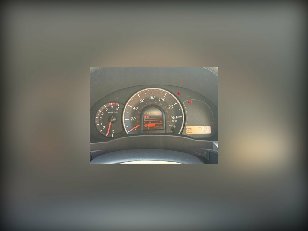 Nissan Micra Visia Silver #10