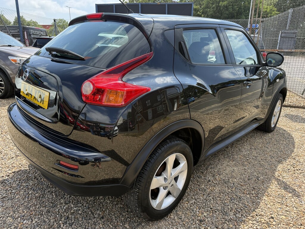 Nissan Juke 1.6 Visia 2014 Black #4