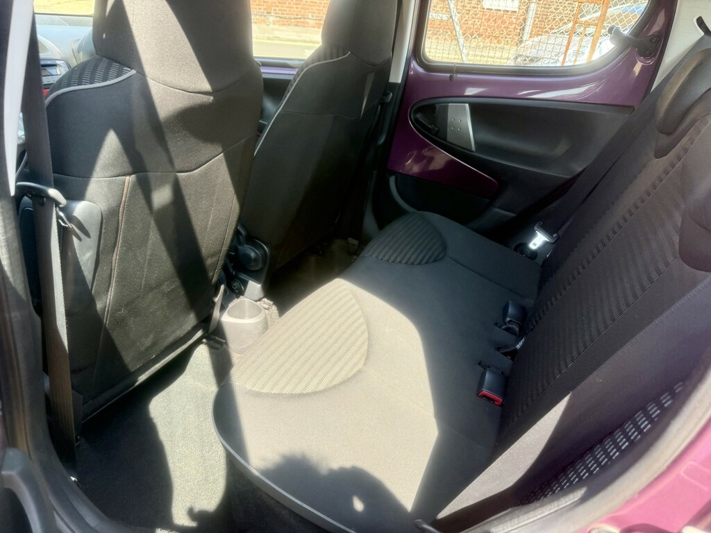 Peugeot 107 Active Purple #13