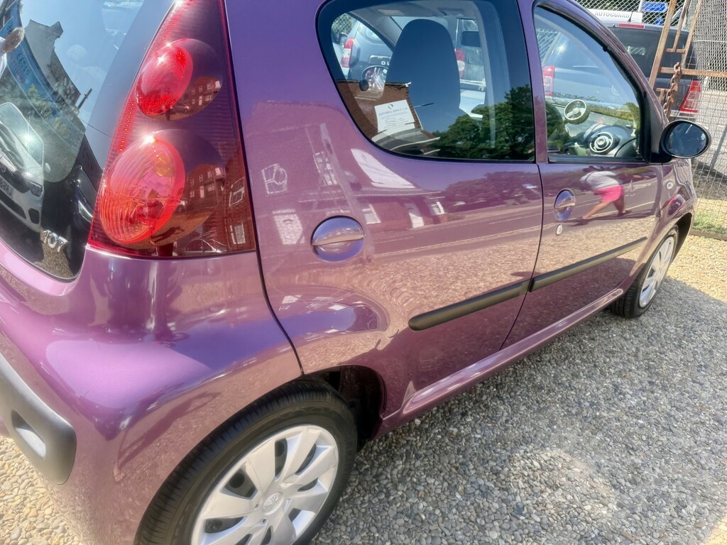 Peugeot 107 Active Purple #8