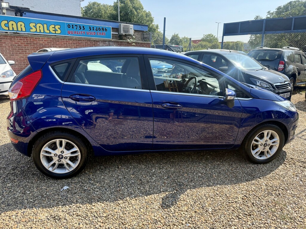 Ford Fiesta 1.3 Zetec 2015 BG15AOW Blue #5
