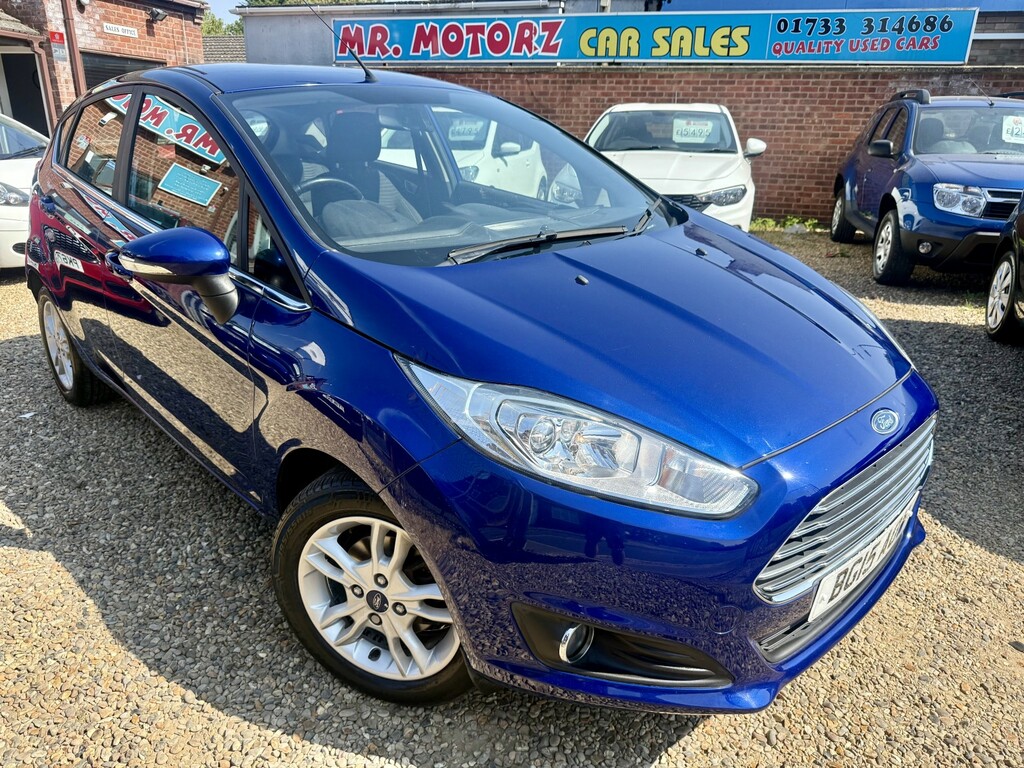 Ford Fiesta 1.3 Zetec 2015 BG15AOW Blue