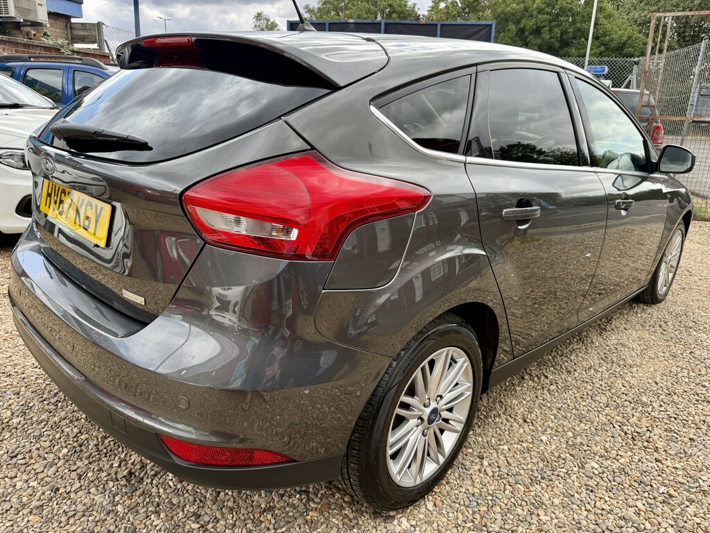 Ford Focus 1.0 T Ecoboost Zetec Edition 2017 Grey #4