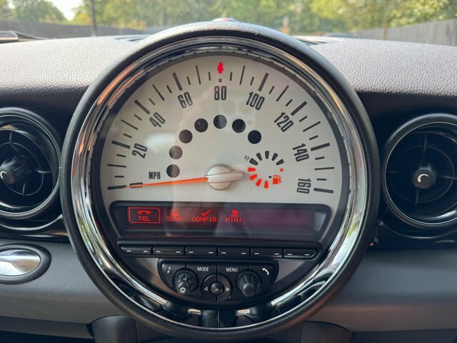 Mini Clubman Estate 1.6 Cooper D Euro 5 Ss 201111 Red #21