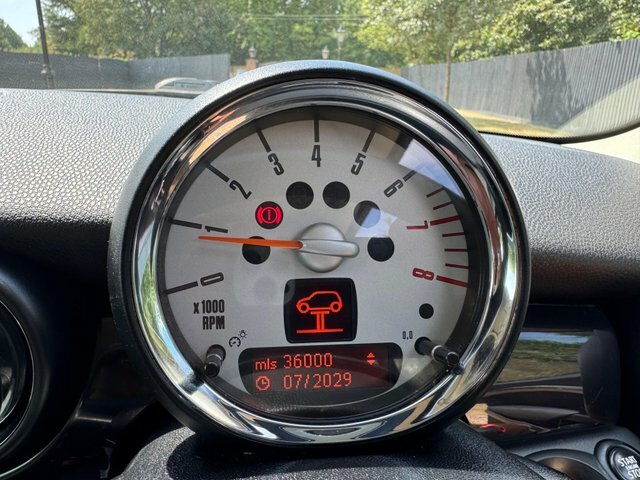 Mini Clubman Estate 1.6 Cooper D Euro 5 Ss 201111 Red #41