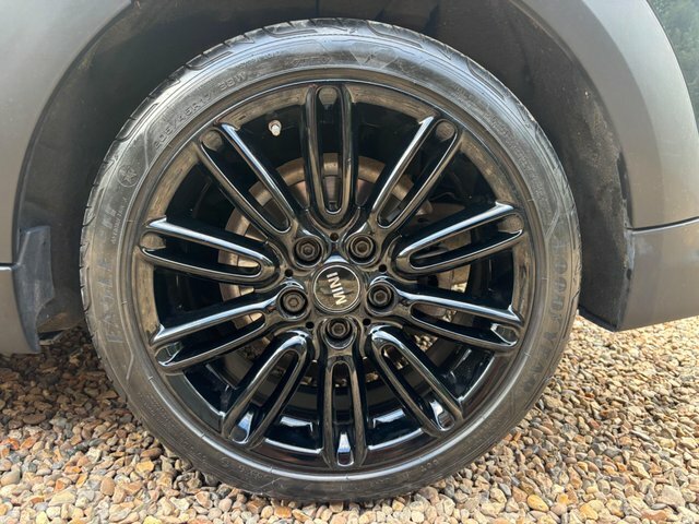 Mini Hatch Cooper Exclusive Steptronic Euro RE72UUX Black #5