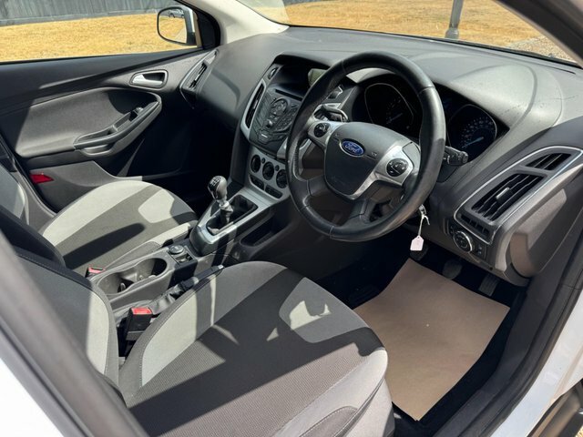 Ford Focus Ecoboost Zetec Euro 5 White #2