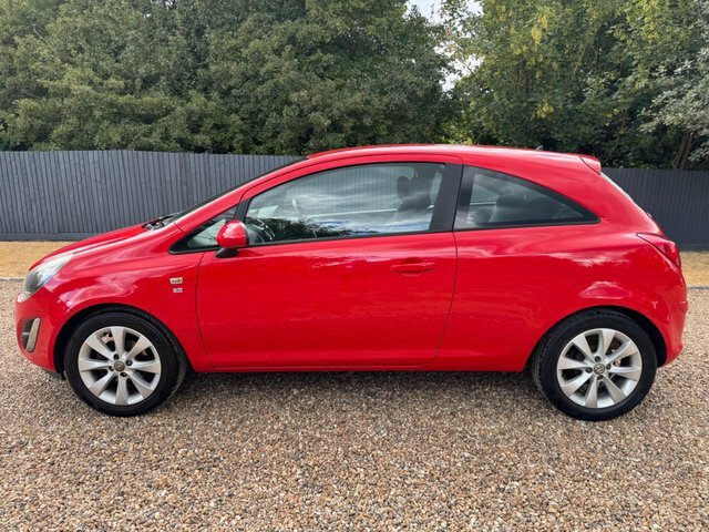 Vauxhall Corsa 16V Excite Euro 5 Red #4