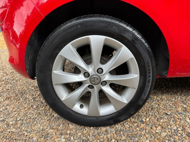 Vauxhall Corsa 16V Excite Euro 5 Red #3