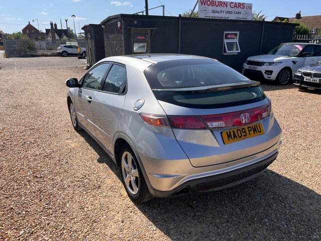 Honda Civic 1.8 I-vtec Es Silver #4