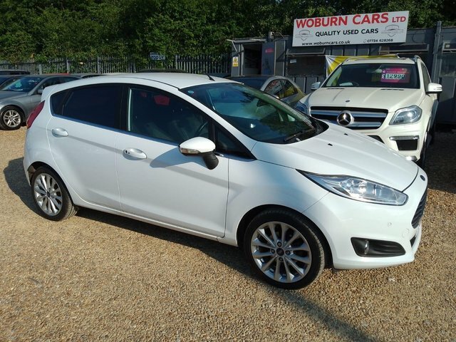 Ford Fiesta 1.0T Ecoboost Titanium X Euro 6 S S White