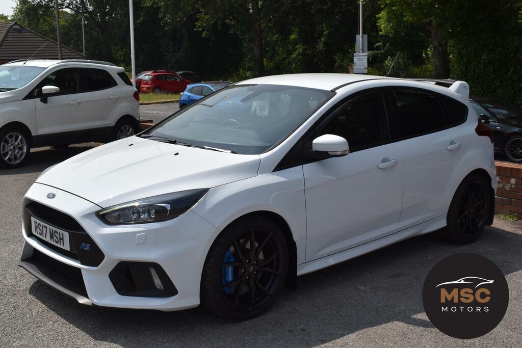 Ford Focus 2.3T Ecoboost Rs Hatchback Awd E White #5