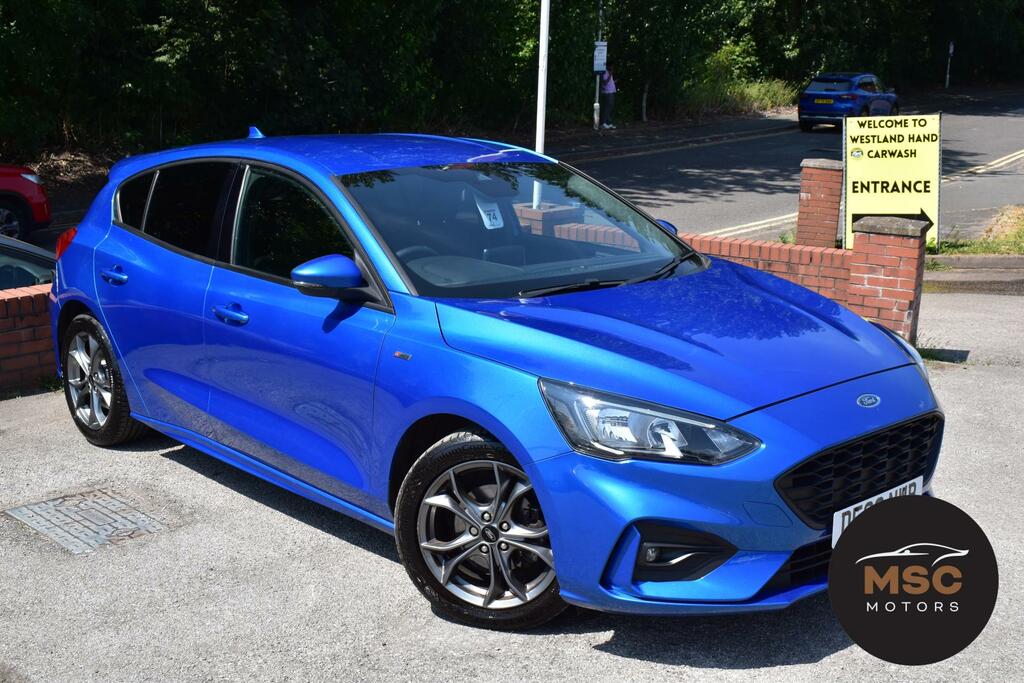 Ford Focus 1.0T Ecoboost St-line Hatchback DE69NWB Blue