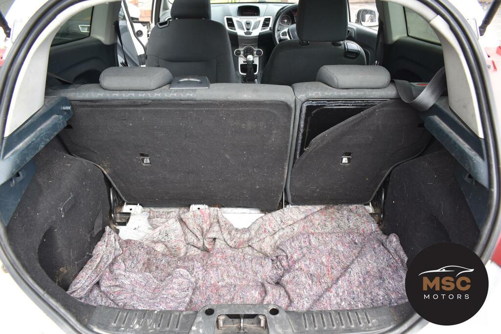Ford Fiesta 1.25 Zetec Hatchback Red #15