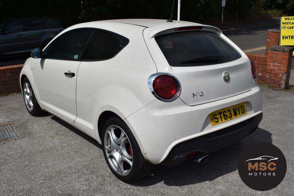 Alfa Romeo MiTo Distinctive White #6