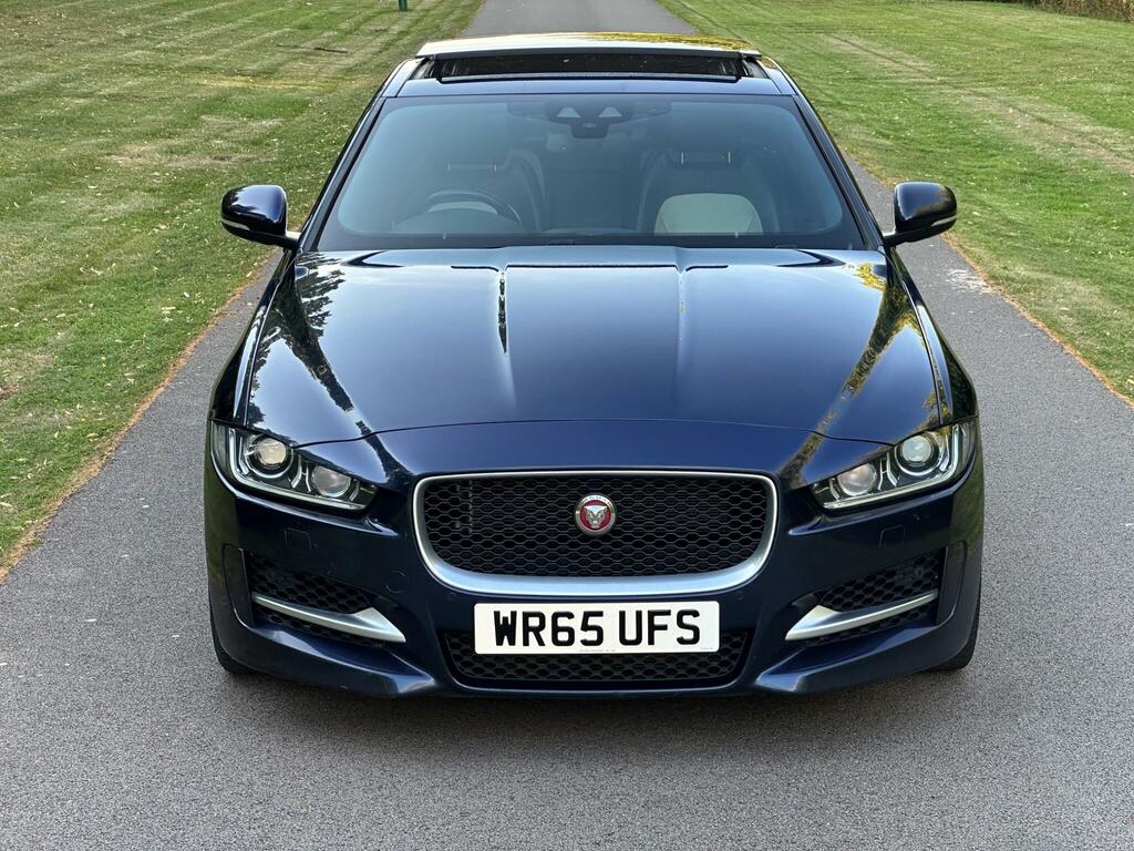 Jaguar XE R-sport Blue #2