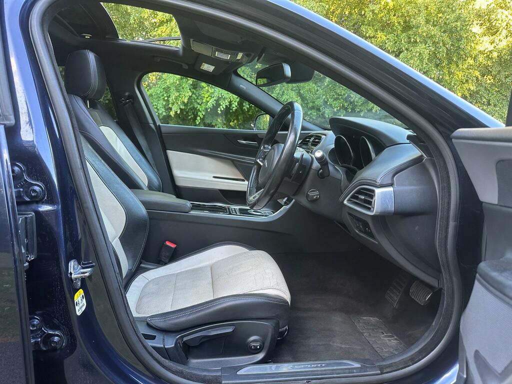 Jaguar XE Saloon 2.0 Gtdi Portfolio Euro 6 Ss 2 Grey #24