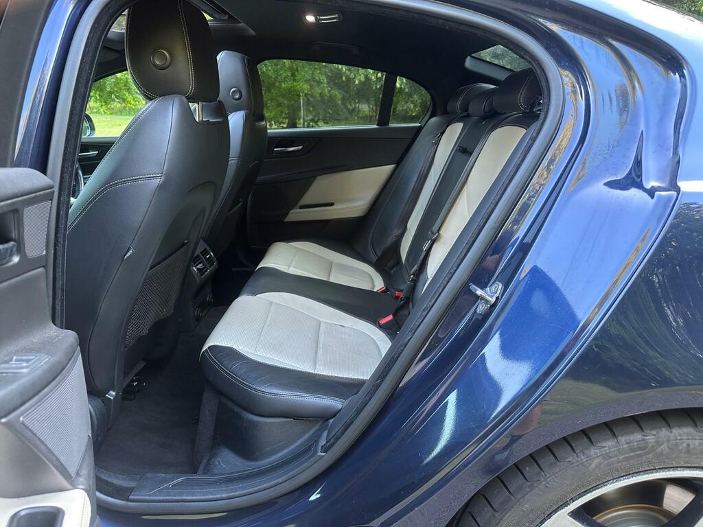 Jaguar XE Saloon 2.0 Gtdi Portfolio Euro 6 Ss 2 Grey #40