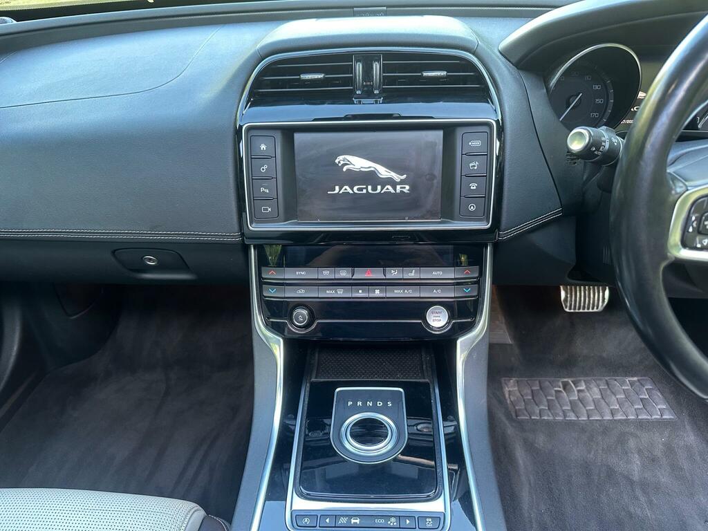 Jaguar XE Saloon 2.0 Gtdi Portfolio Euro 6 Ss 2 Grey #49