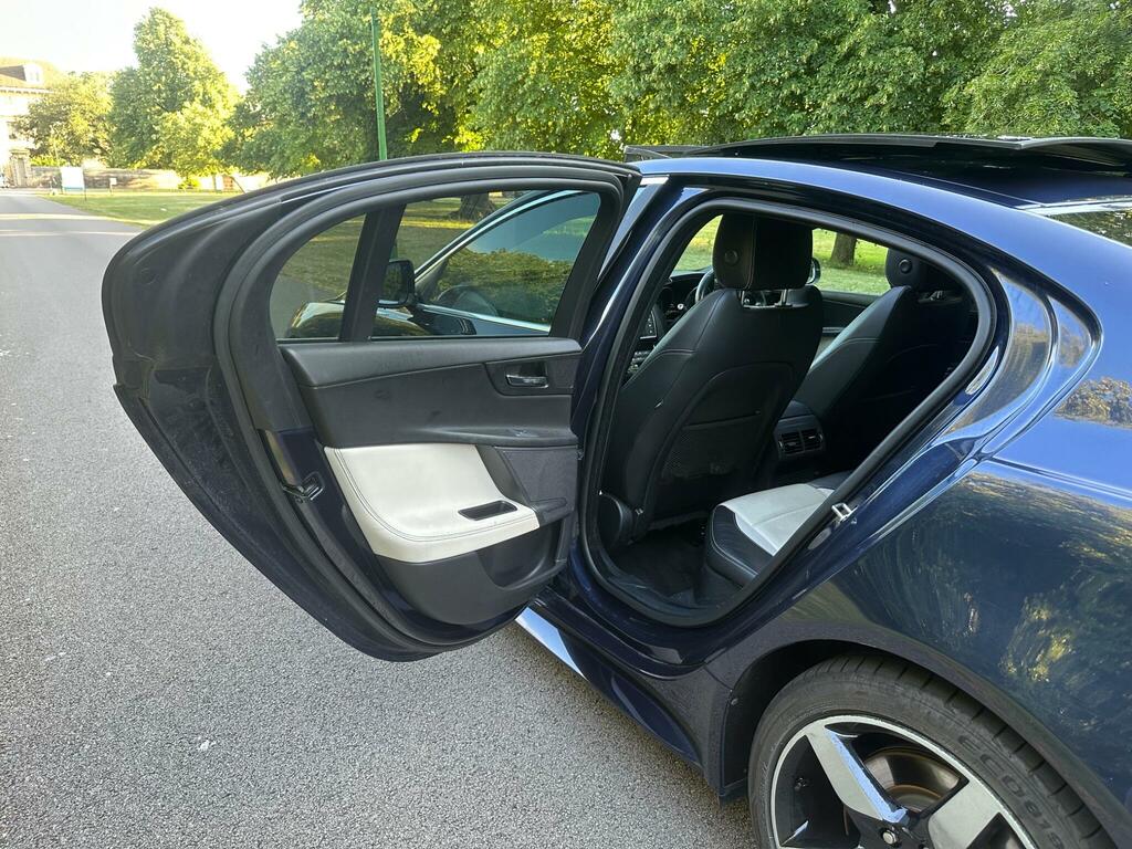 Jaguar XE Saloon 2.0 Gtdi Portfolio Euro 6 Ss 2 Grey #39