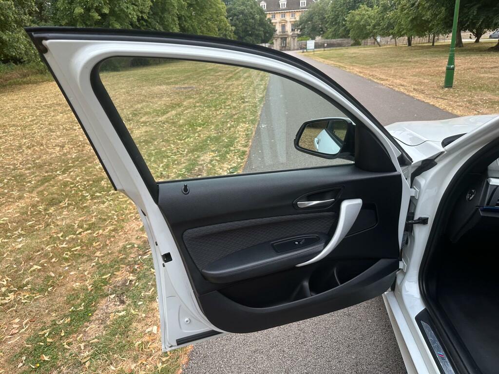 BMW 1 Series Hatchback  #47